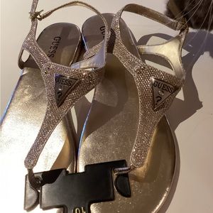 Gorgeous Guess sandals